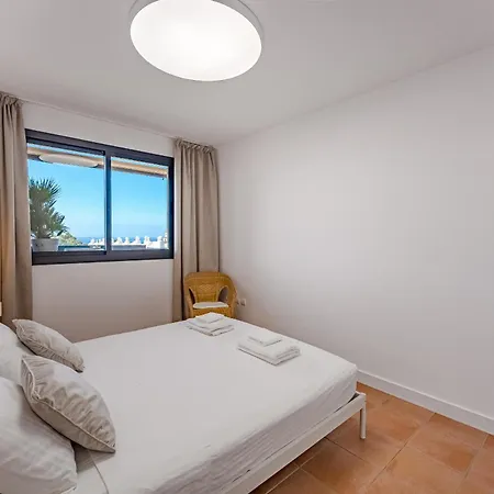 דירה Sea View Family Apartment Heated Pool