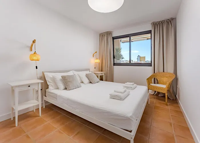 Sea View Family Heated Pool Адехе